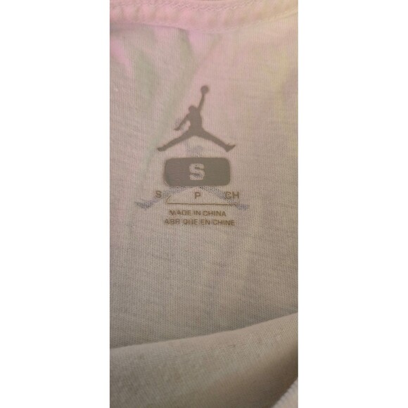Jordan Tshirt size small in good shape - Picture 2 of 6